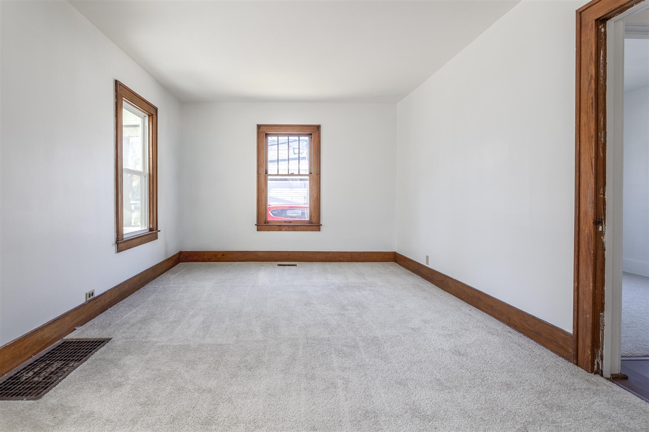 Homes for sale in Grand Rapids, MI | 307 Ridgewood St, Grand Rapids, MI 49548 | MLS# 70505815