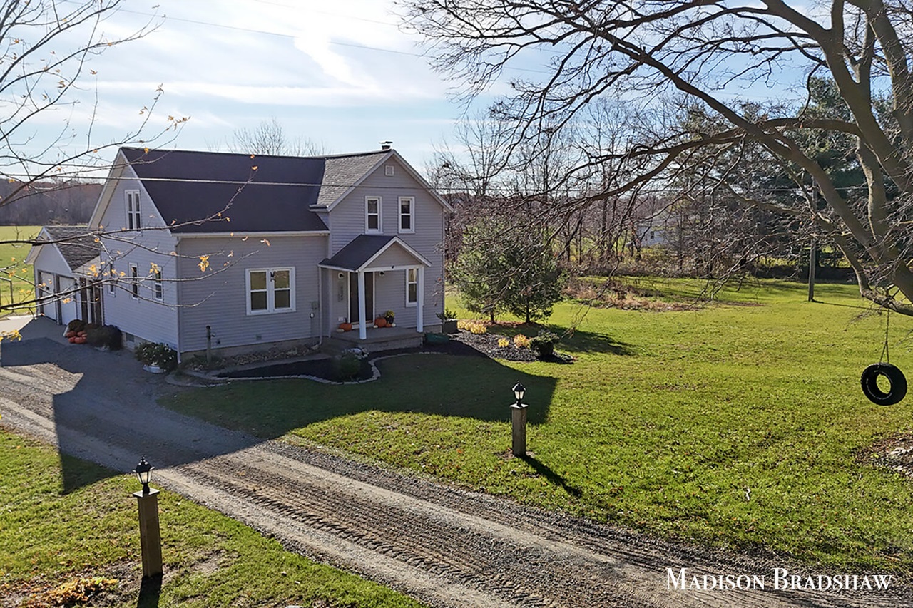 Homes for sale in Allendale, MI | 7020 Osborn St, Allendale, MI 49401 | MLS# 70505877