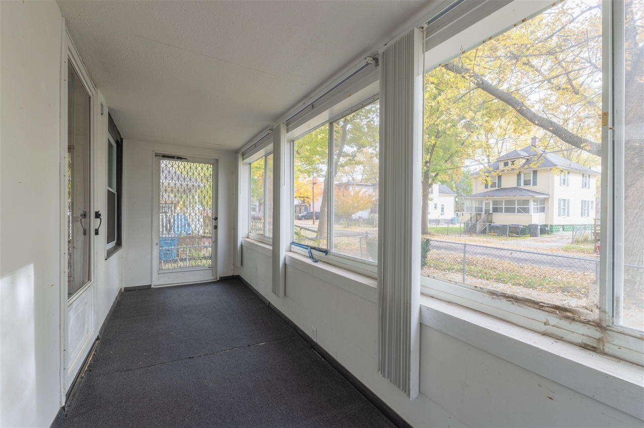 Homes for sale in Kalamazoo, MI | 610 Bosker Ave, Kalamazoo, MI 49007 | MLS# 70505993