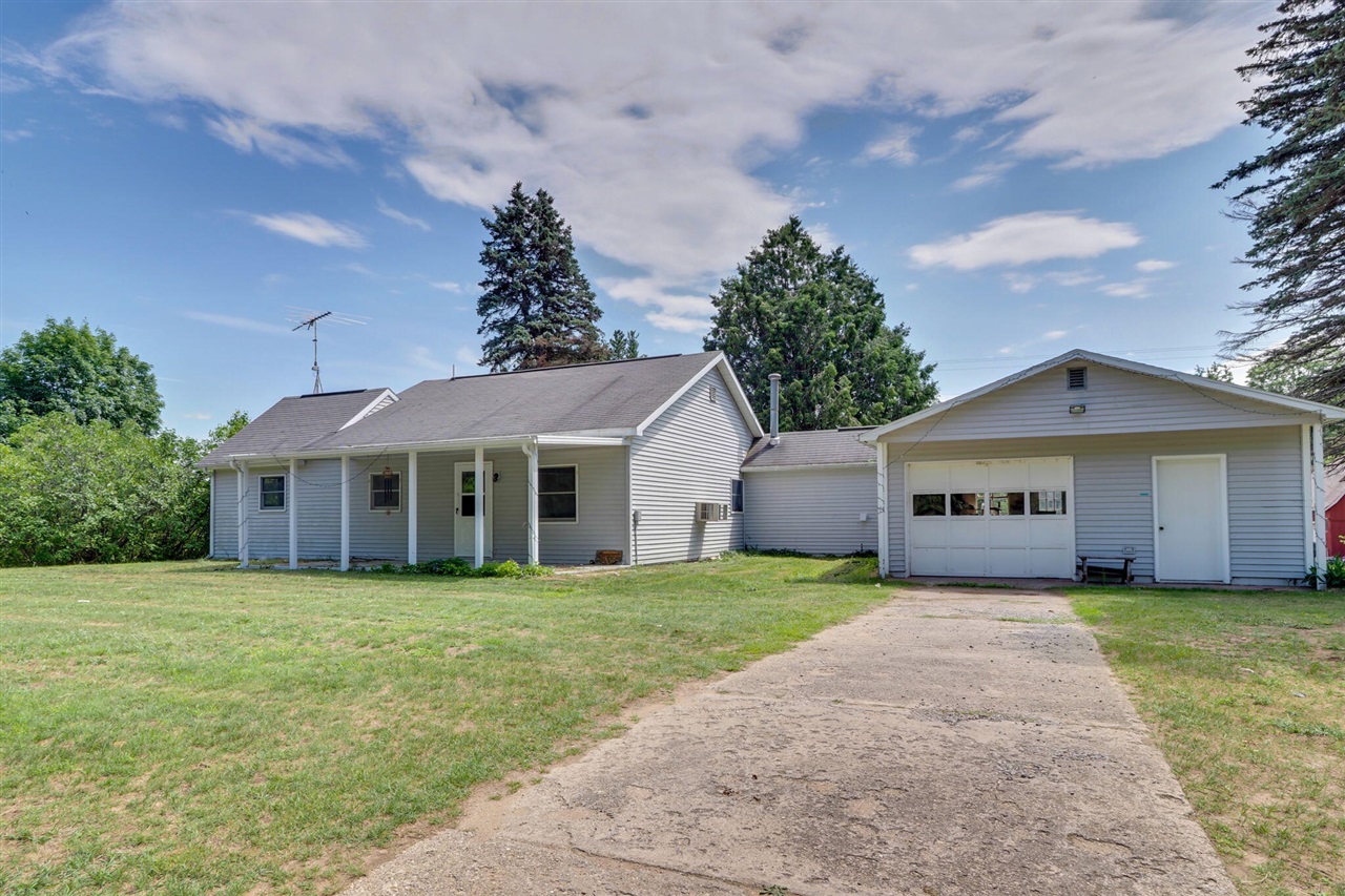 Homes for sale in Mesick, MI | 601 W 16 Rd, Mesick, MI 49668 | MLS# 70505999