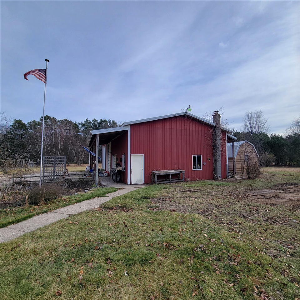 Homes for sale in Bear Lake, MI | 13625 Potter Rd, Bear Lake, MI 49614 | MLS# 70506180