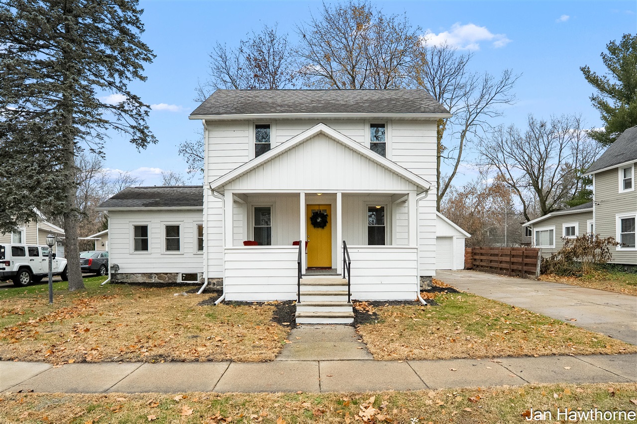 Homes for sale in Hastings, MI | 403 W Mill St, Hastings, MI 49058 | MLS# 70506342