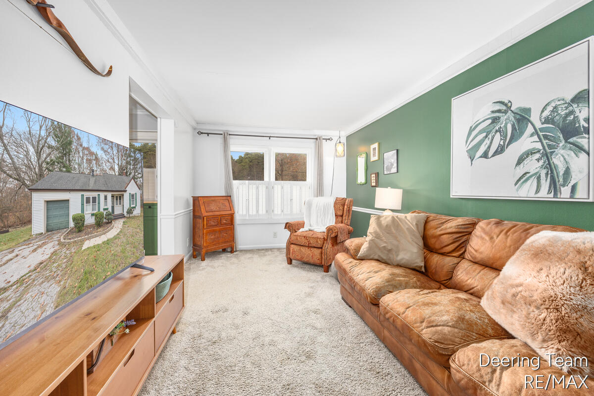 Homes for sale in Fruitport, MI | 5549 Airline Rd, Fruitport, MI 49415 | MLS# 70506475