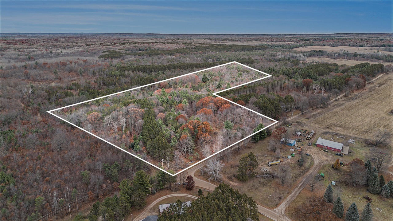 Homes for sale in Bitely, MI | 3205 E 14 Mile Rd, Bitely, MI 49309 | MLS# 70506490