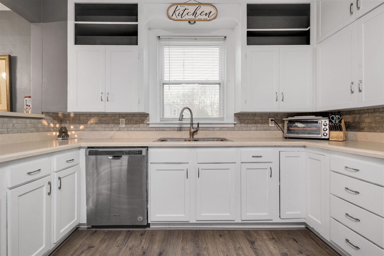 Homes for sale in Dowagiac, MI | 101 Haines St, Dowagiac, MI 49047 | MLS# 70506541