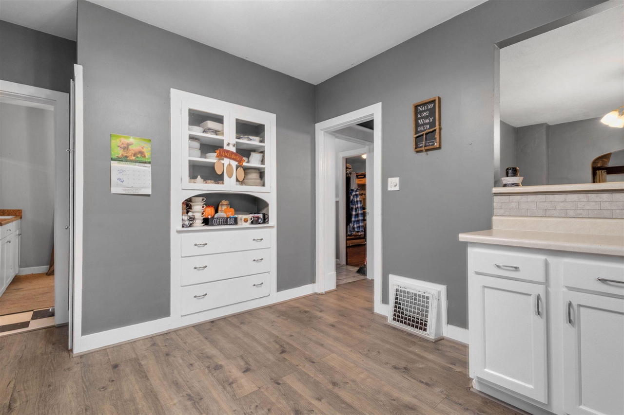 Homes for sale in Dowagiac, MI | 101 Haines St, Dowagiac, MI 49047 | MLS# 70506541