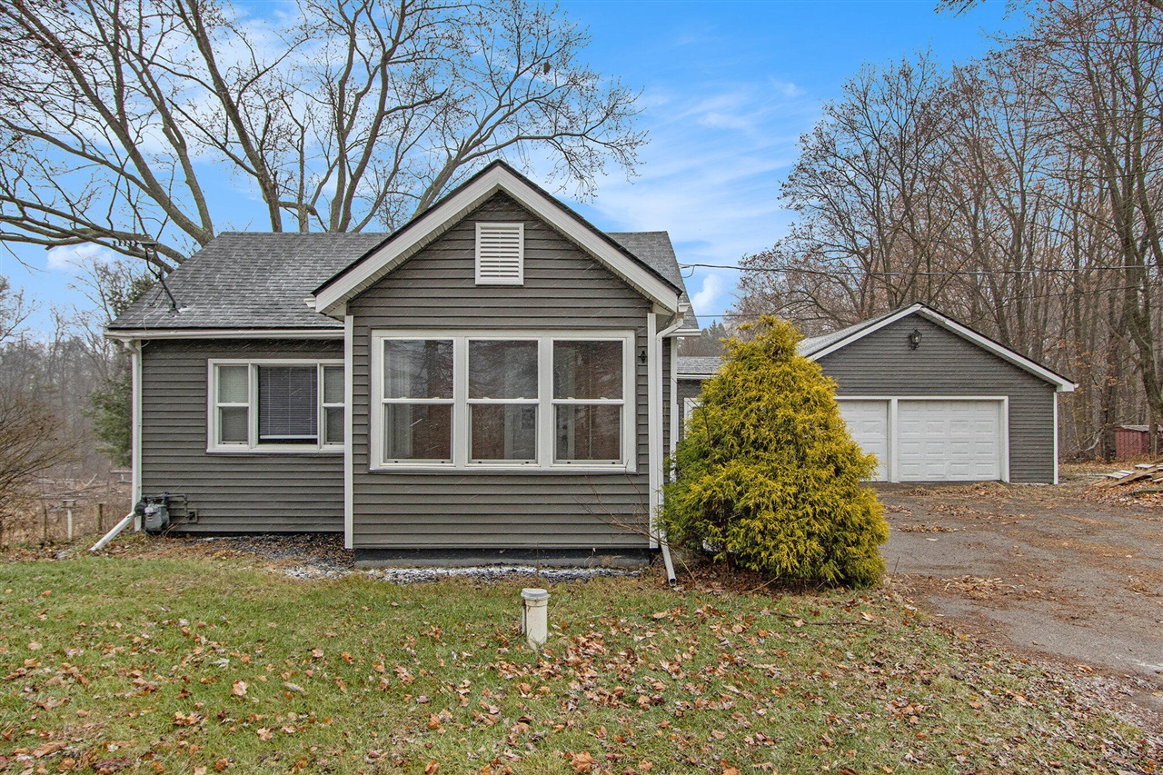 Homes for sale in Marshall, MI | 9180 17 Mile Rd, Marshall, MI 49068 | MLS# 70506696