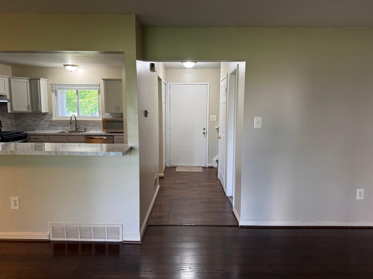 Homes for sale in Canton, MI | 44497 Savery Dr, Canton, MI 48187 | MLS# 70506751