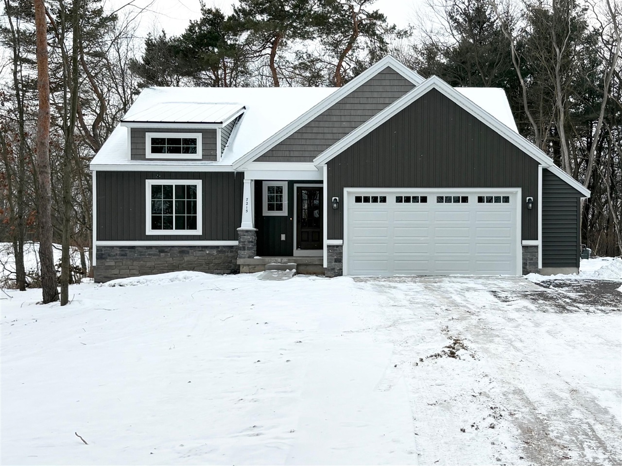 Homes for sale in Belmont, MI | 7215 Chandler Dr, Belmont, MI 49306 | MLS# 70506854