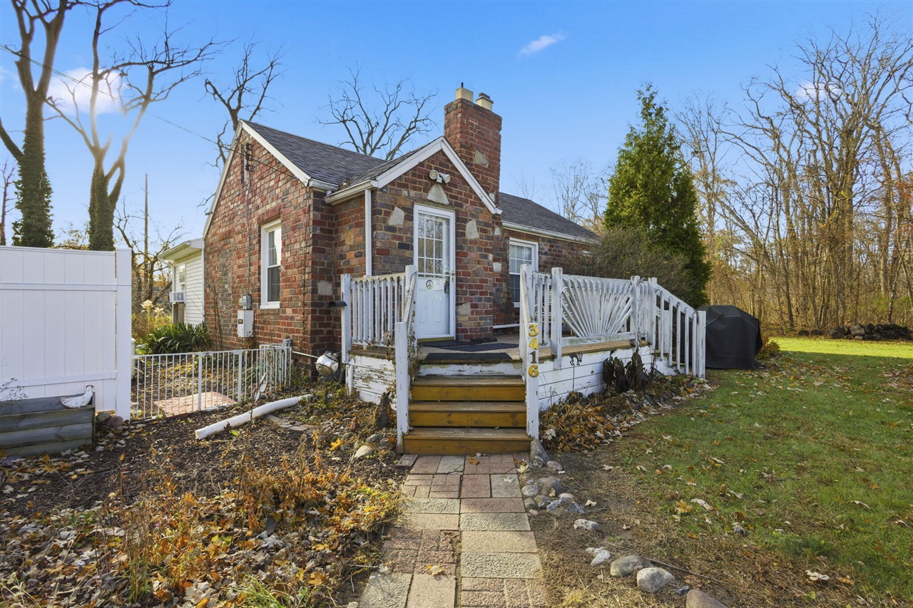 Homes for sale in Lambertville, MI | 3416 Butternut St, Lambertville, MI 48144 | MLS# 70506944