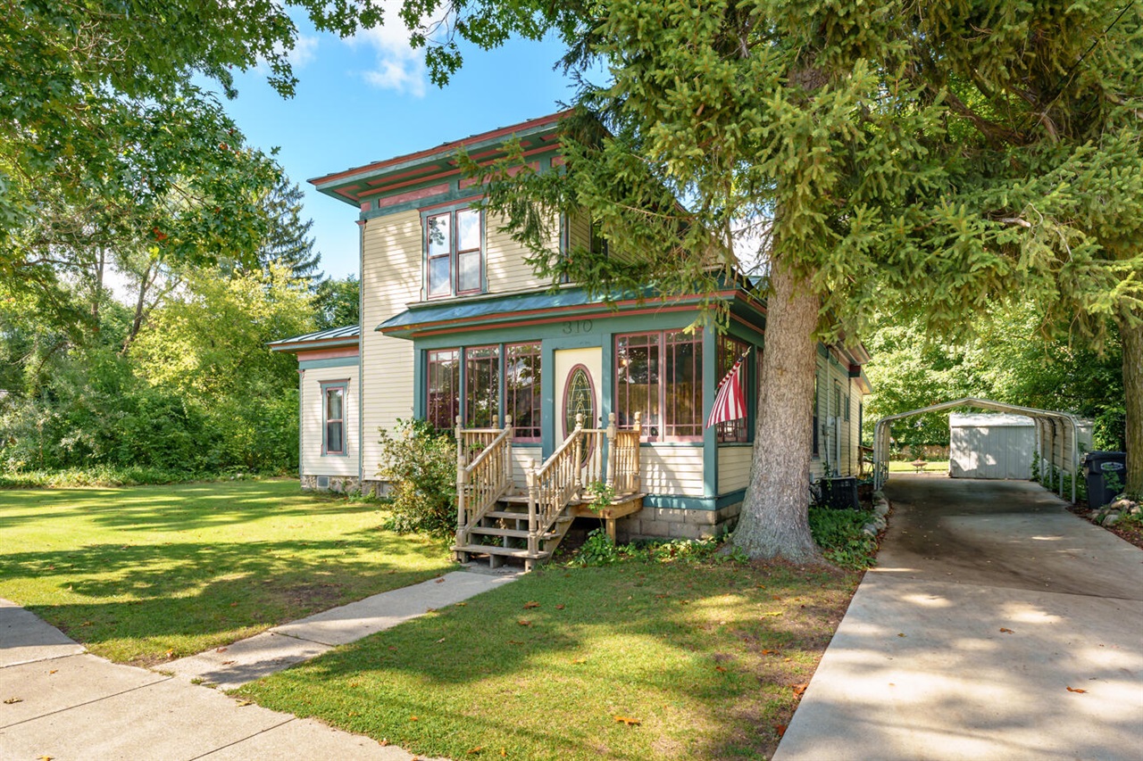 Homes for sale in Gobles, MI | 310 W Van Buren St, Gobles, MI 49055 | MLS# 70507048