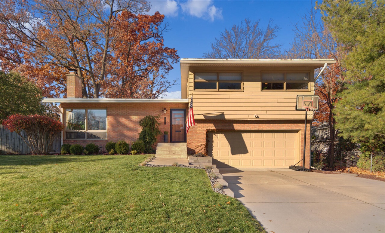 Homes for sale in East Grand Rapids, MI | 1353 Pinecrest Ave, East Grand Rapids, MI 49506 | MLS# 70507146