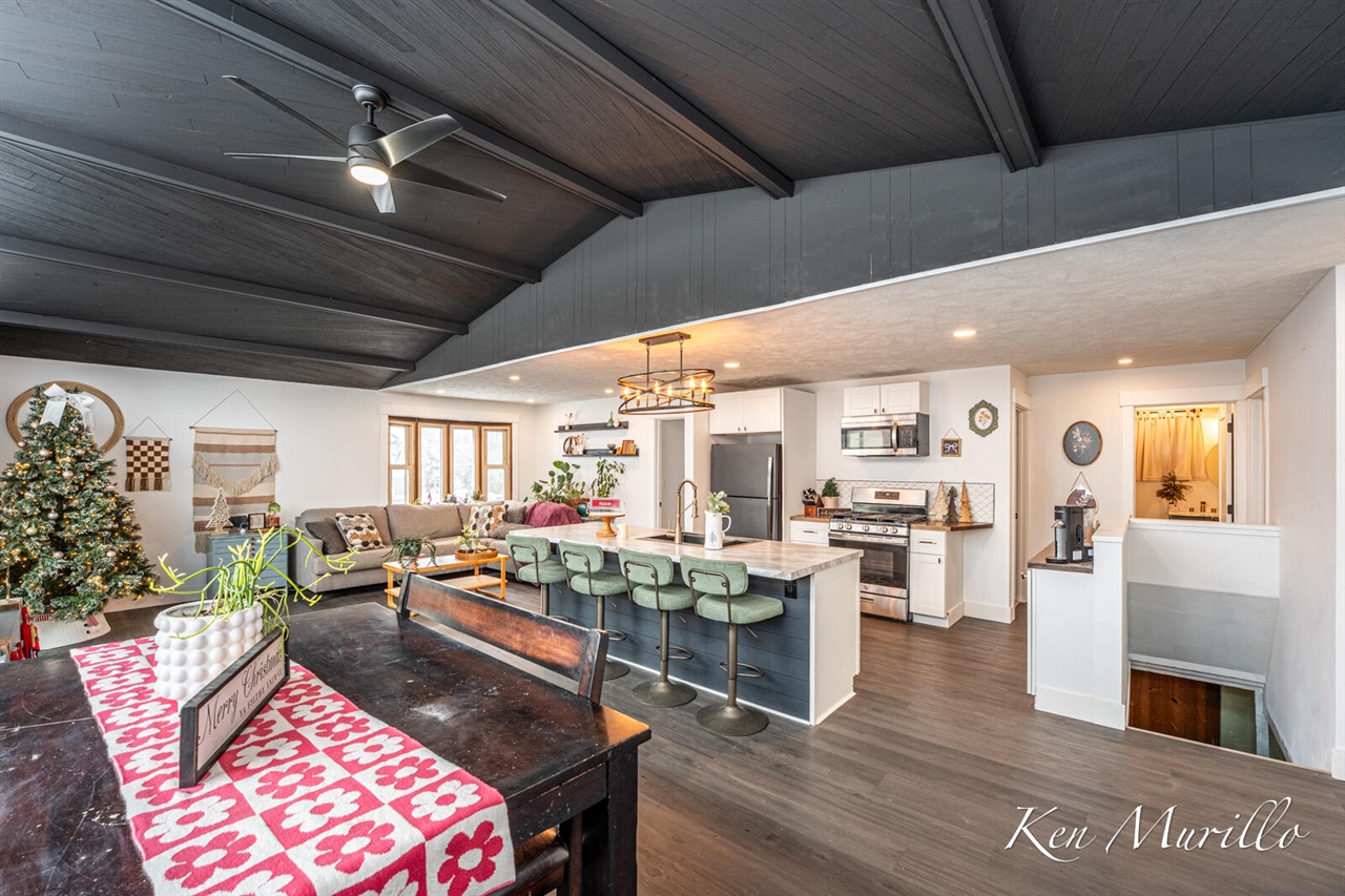 Homes for sale in Grandville, MI | 3631 Crystal St, Grandville, MI 49418 | MLS# 70507159