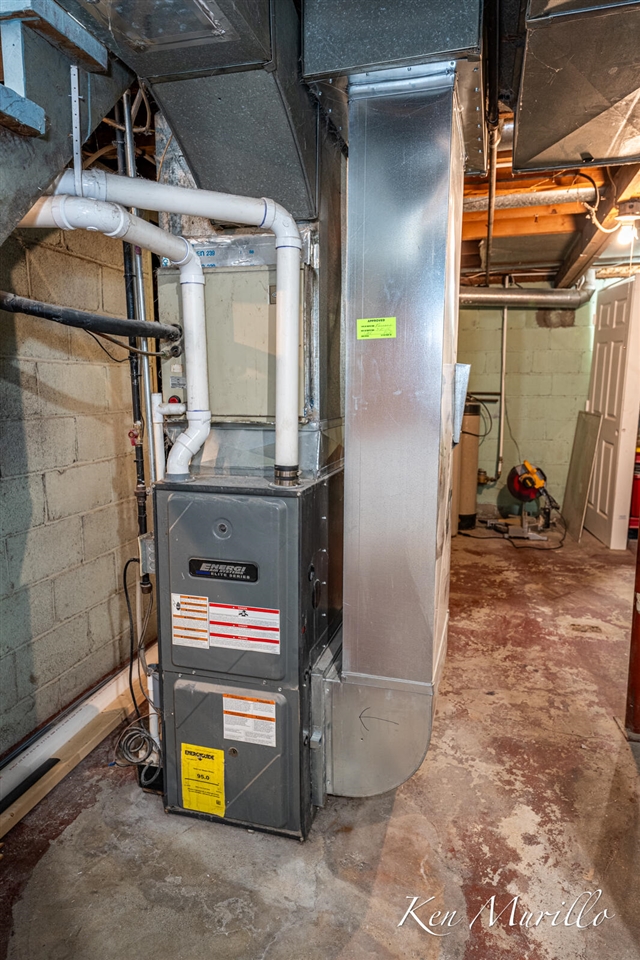 Homes for sale in Grandville, MI | 3631 Crystal St, Grandville, MI 49418 | MLS# 70507159