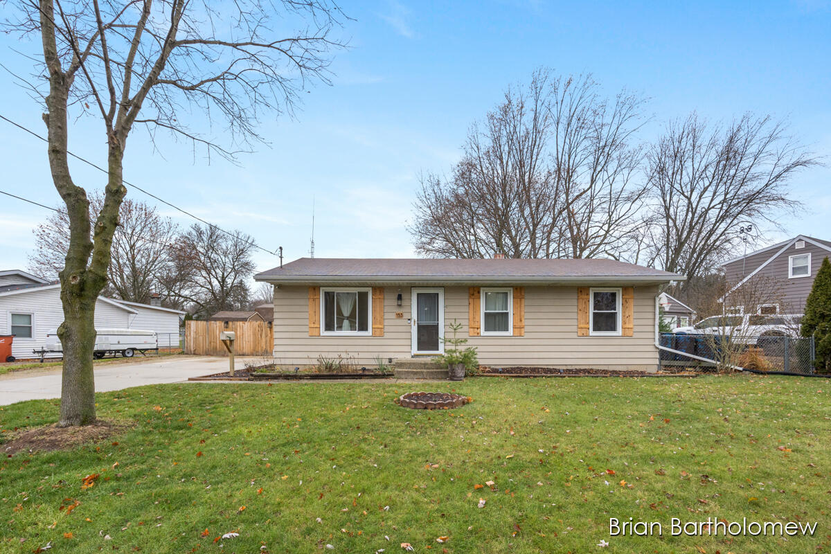 Homes for sale in Rockford, MI | 153 Gaylord Dr, Rockford, MI 49341 | MLS# 70507190