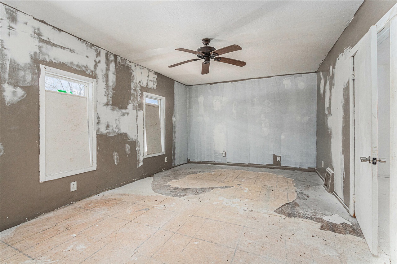 Homes for sale in Benton Harbor, MI | 410 Division St, Benton Harbor, MI 49022 | MLS# 70507197