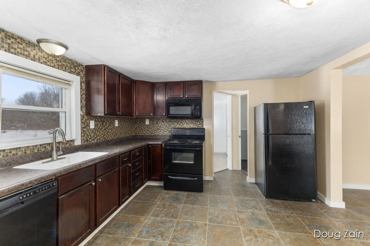 Homes for sale in Cedar Springs, MI | 12040 Macclain St, Cedar Springs, MI 49319 | MLS# 70507268