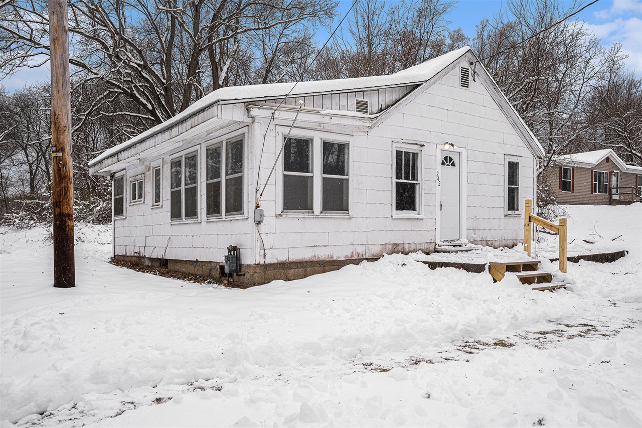 Homes for sale in Niles, MI | 242 Higgins St, Niles, MI 49120 | MLS# 70507299