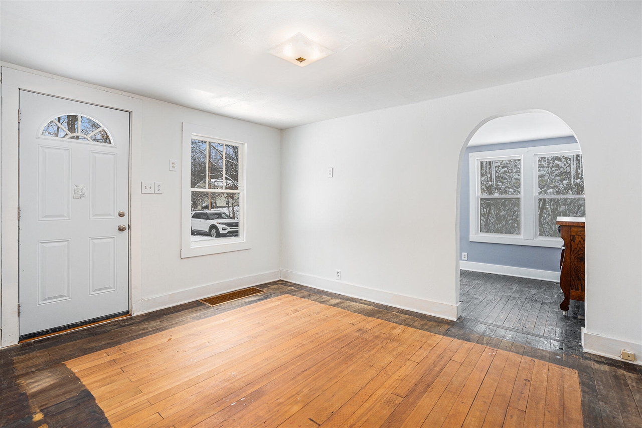 Homes for sale in Niles, MI | 242 Higgins St, Niles, MI 49120 | MLS# 70507299