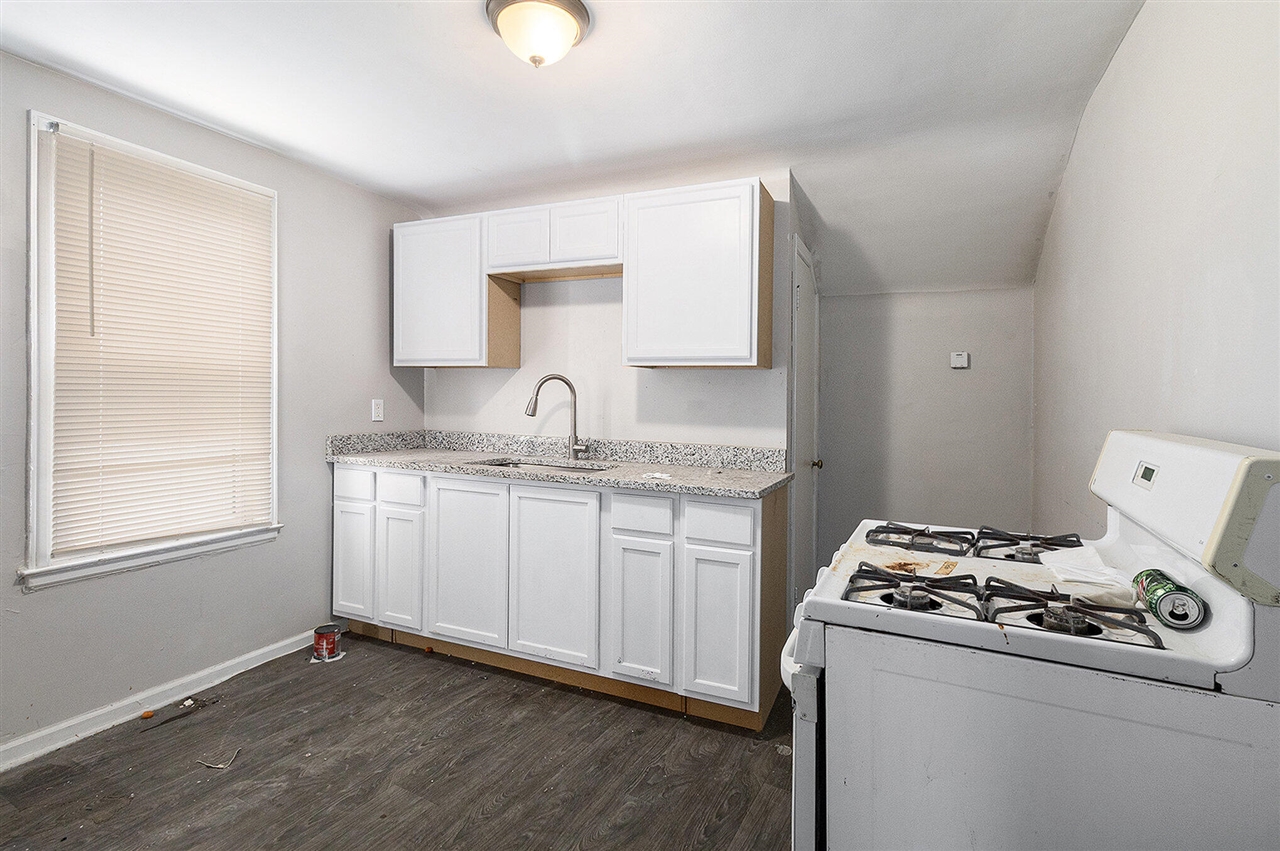 Homes for sale in Detroit, MI | 4618 Alter Rd, Detroit, MI 48215 | MLS# 70507303