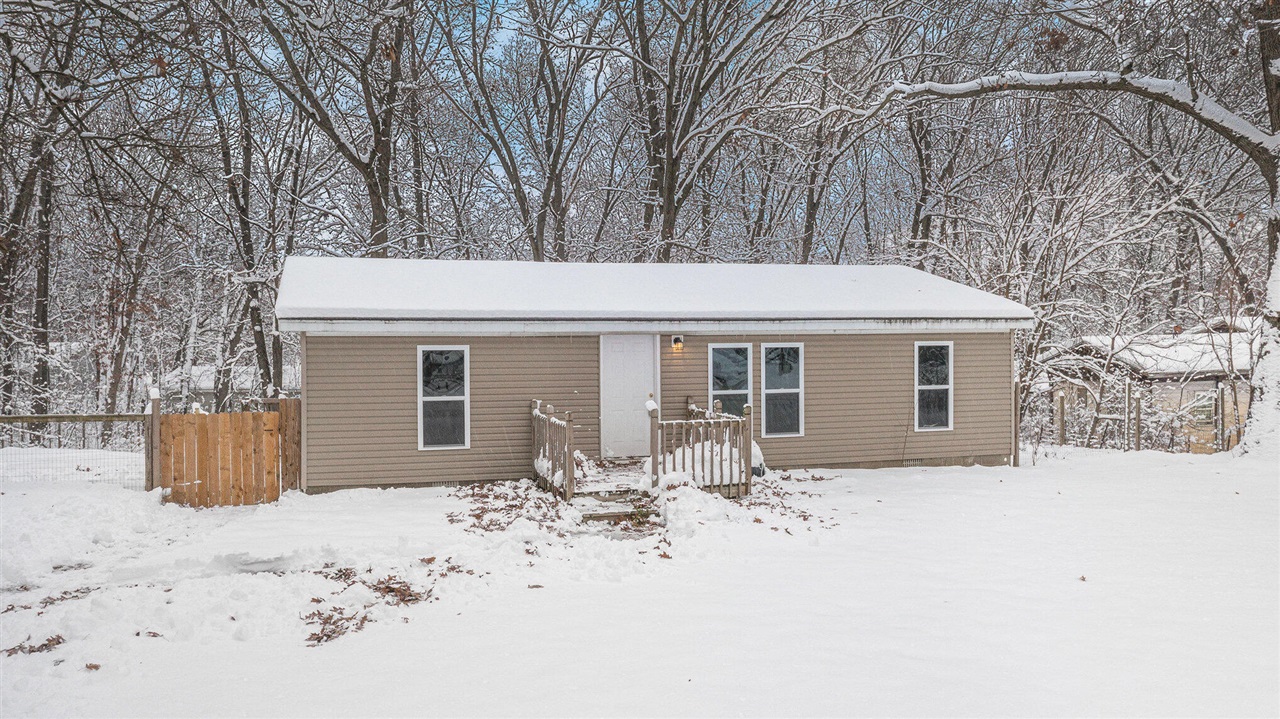 Homes for sale in Lawton, MI | 29394 Jewells Dr, Lawton, MI 49065 | MLS# 70507316