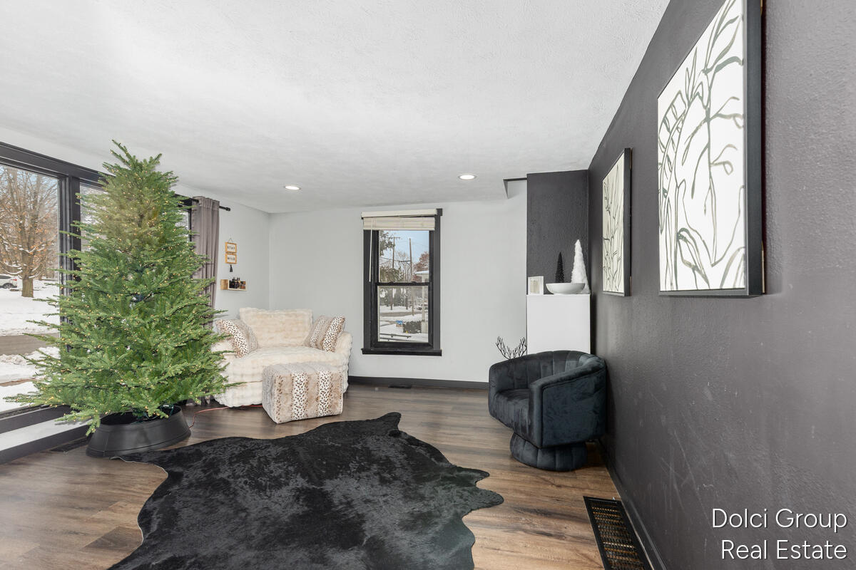 Homes for sale in Saranac, MI | 73 Mill St, Saranac, MI 48881 | MLS# 70507322