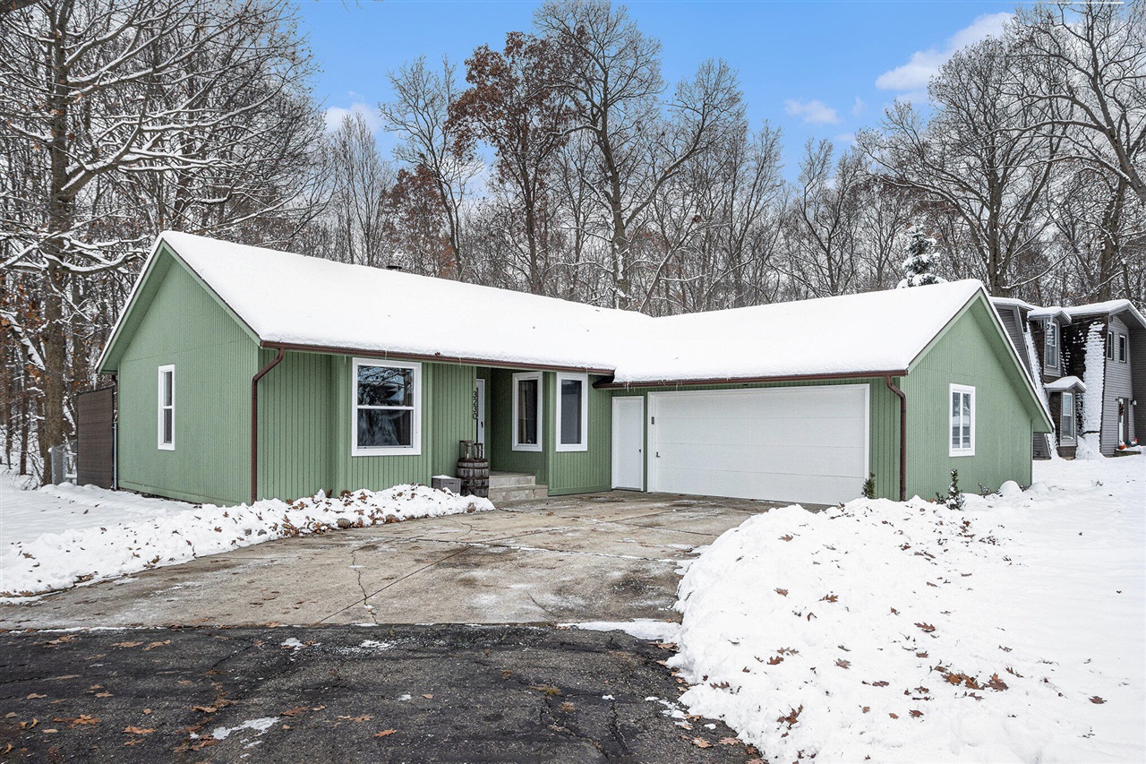 Homes for sale in Portage, MI | 3230 Woodhams Ave, Portage, MI 49002 | MLS# 70507326