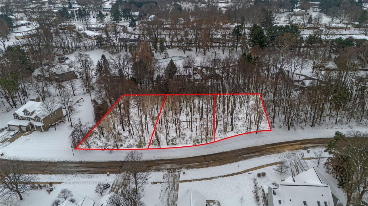 Homes for sale in Stevensville, MI | 1964 N Donna Dr, Stevensville, MI 49127 | MLS# 70507429