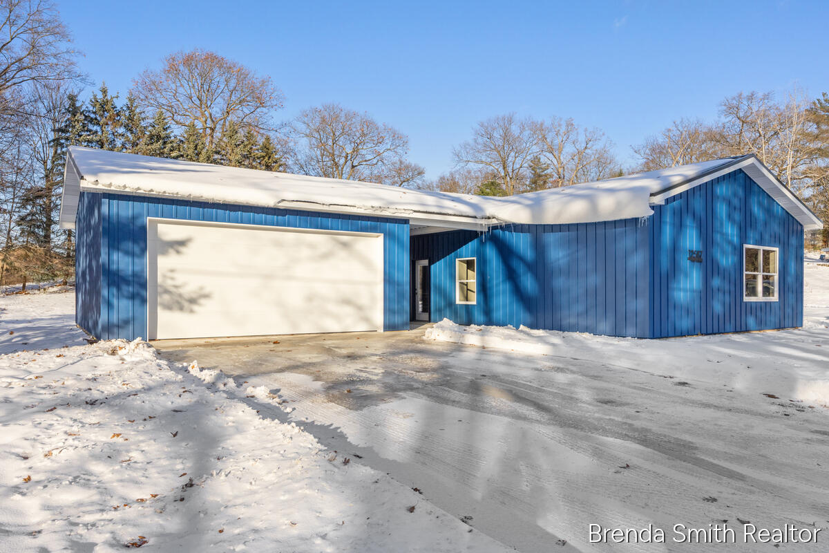 Homes for sale in Sand Lake, MI | 12587 Maston Lake Rd, Sand Lake, MI 49343 | MLS# 70507500