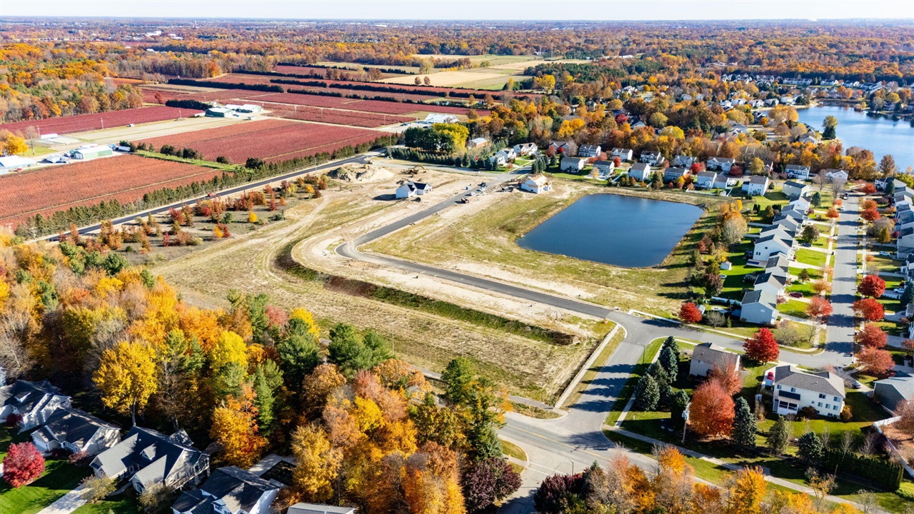 Homes for sale in Holland, MI | 1618 Blue Haven Dr, Holland, MI 49424 | MLS# 70507514