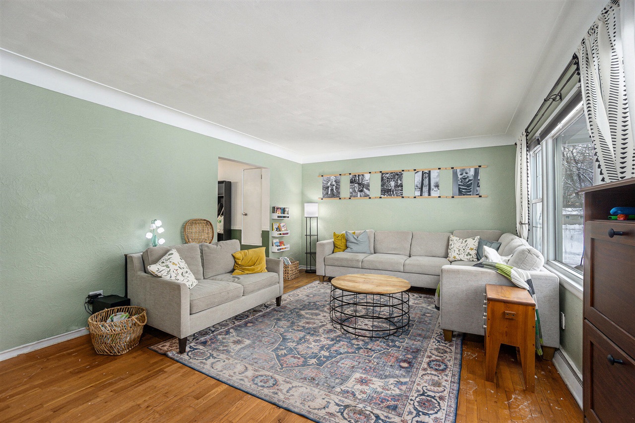 Homes for sale in Portage, MI | 1609 Orchard Dr, Portage, MI 49002 | MLS# 70507640