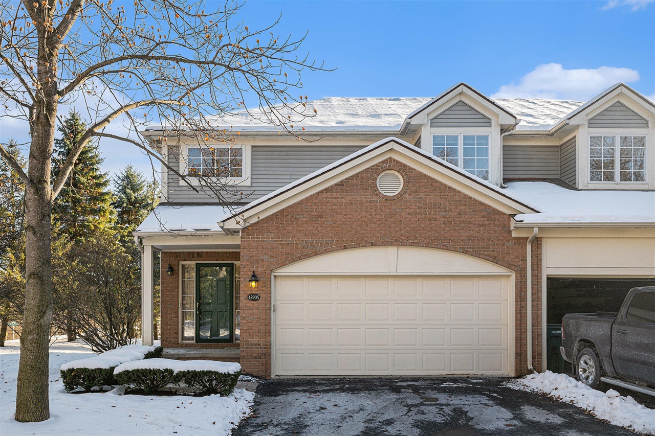 Homes for sale in Plymouth, MI | 42905 River Bend Dr, Plymouth, MI 48170 | MLS# 70507860