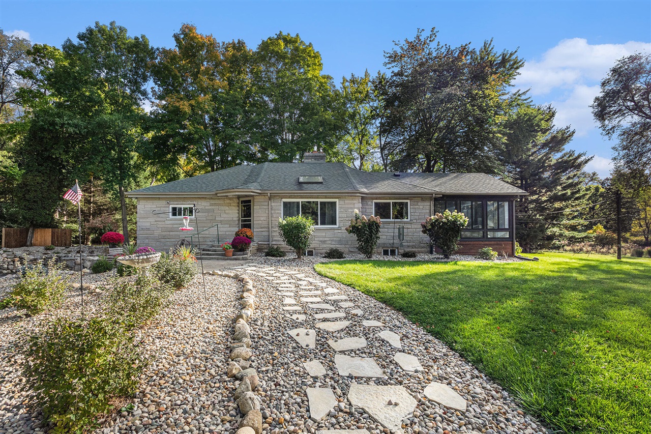 Homes for sale in Niles, MI | 1836 Platt St, Niles, MI 49120 | MLS# 70508453