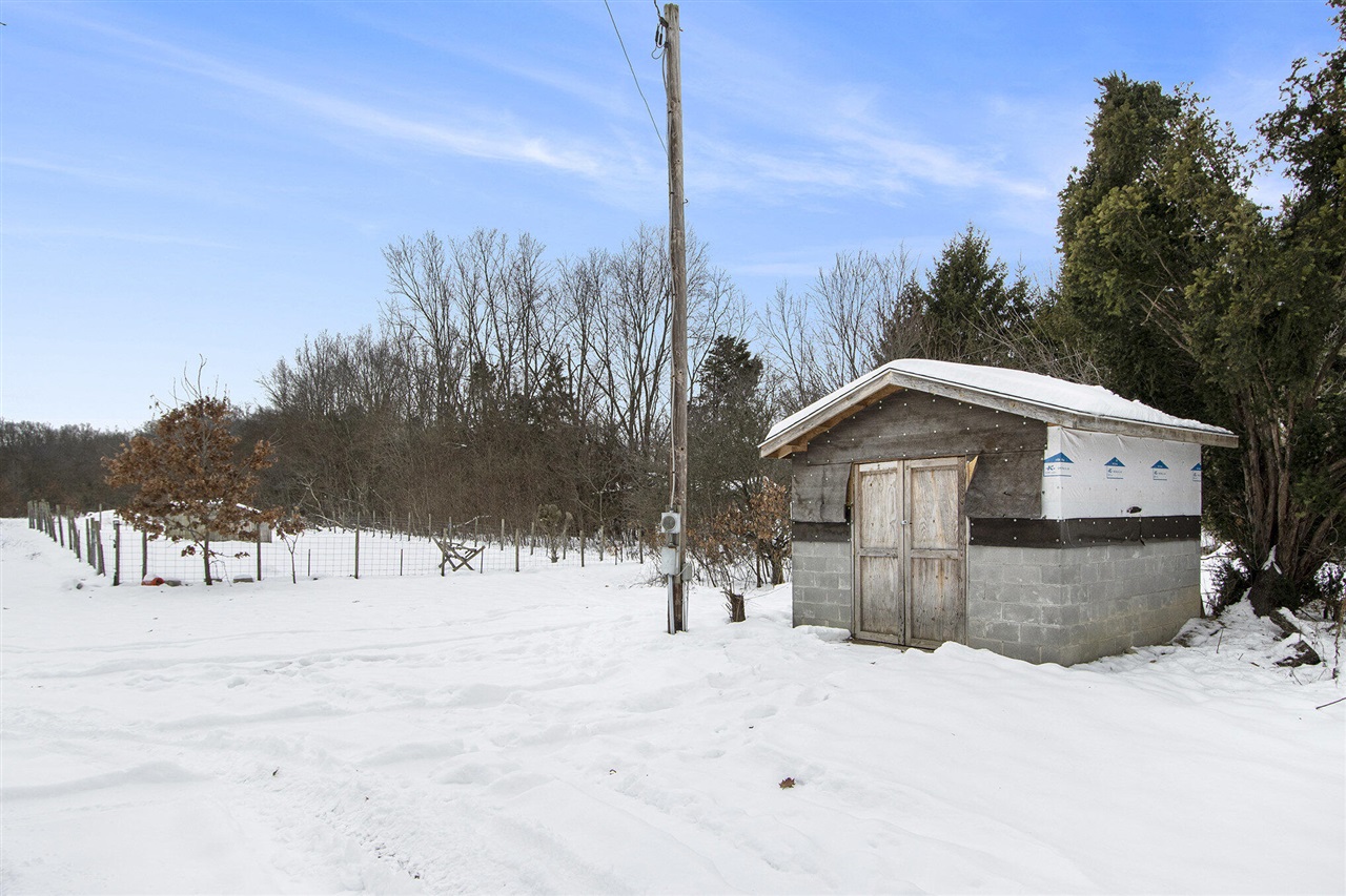 Homes for sale in Lawton, MI | 32435 Co Rd 669, Lawton, MI 49065 | MLS# 70508467