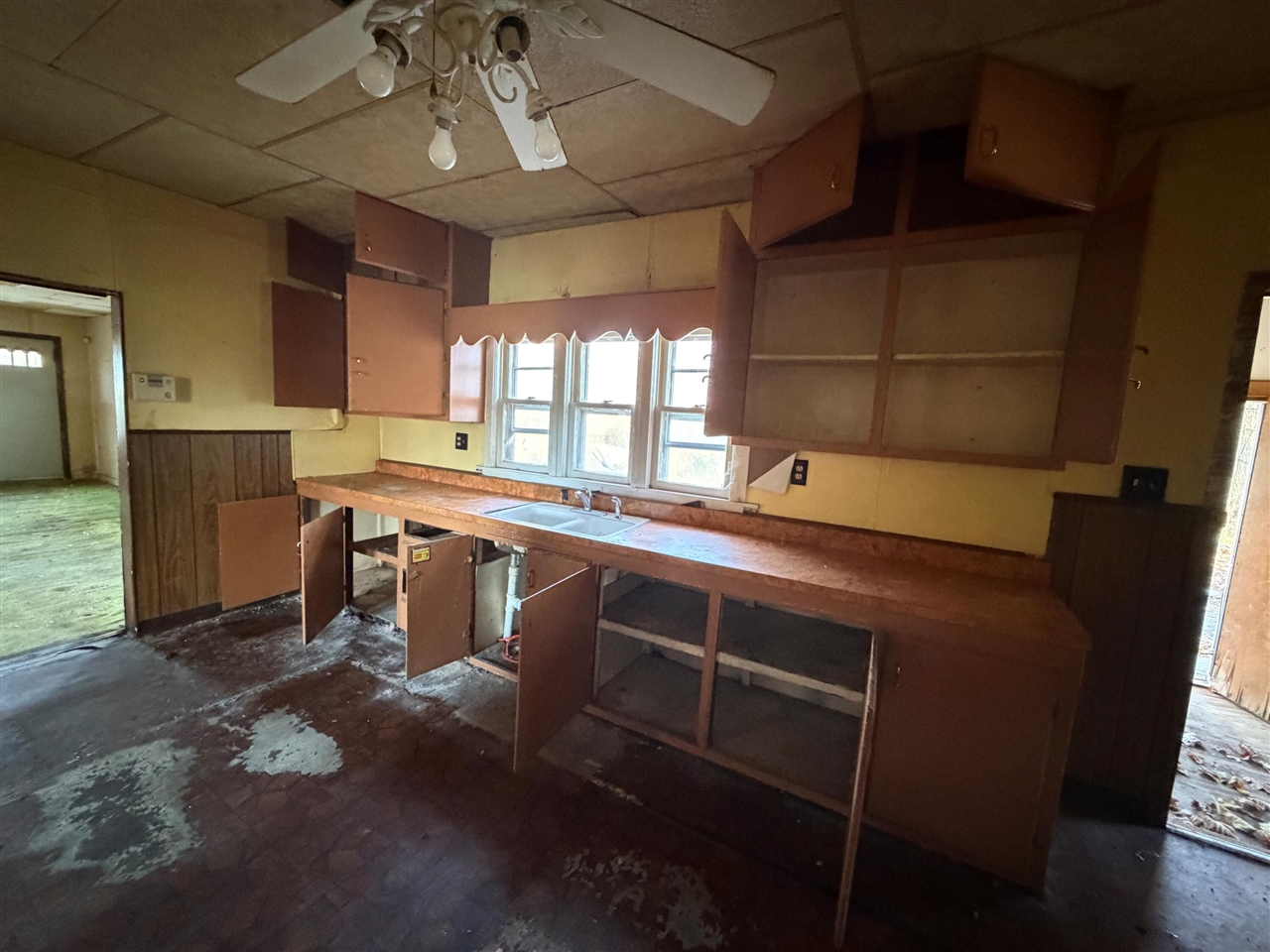 Homes for sale in Benton Harbor, MI | 1626 Territorial Rd, Benton Harbor, MI 49022 | MLS# 70508524