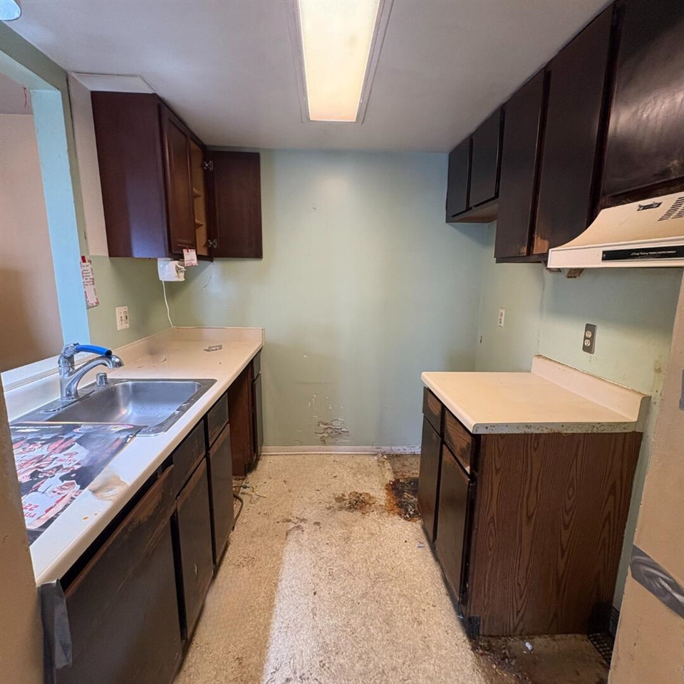 Homes for sale in Ypsilanti, MI | 1476 W Chateau Vert, Ypsilanti, MI 48197 | MLS# 70508667