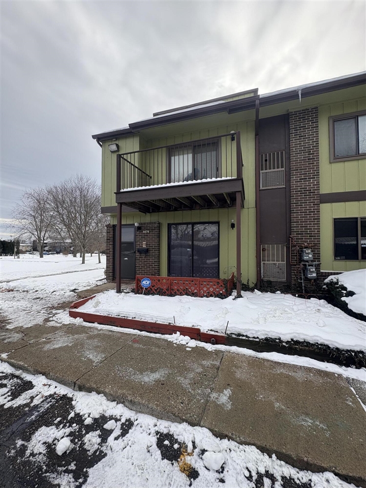 Homes for sale in Ypsilanti, MI | 1476 W Chateau Vert, Ypsilanti, MI 48197 | MLS# 70508667