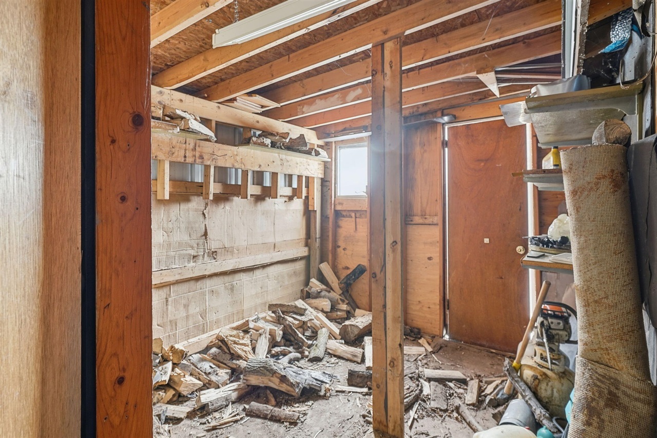 Homes for sale in North Branch, MI | 6179 Falkenbury Rd, North Branch, MI 48461 | MLS# 70508672