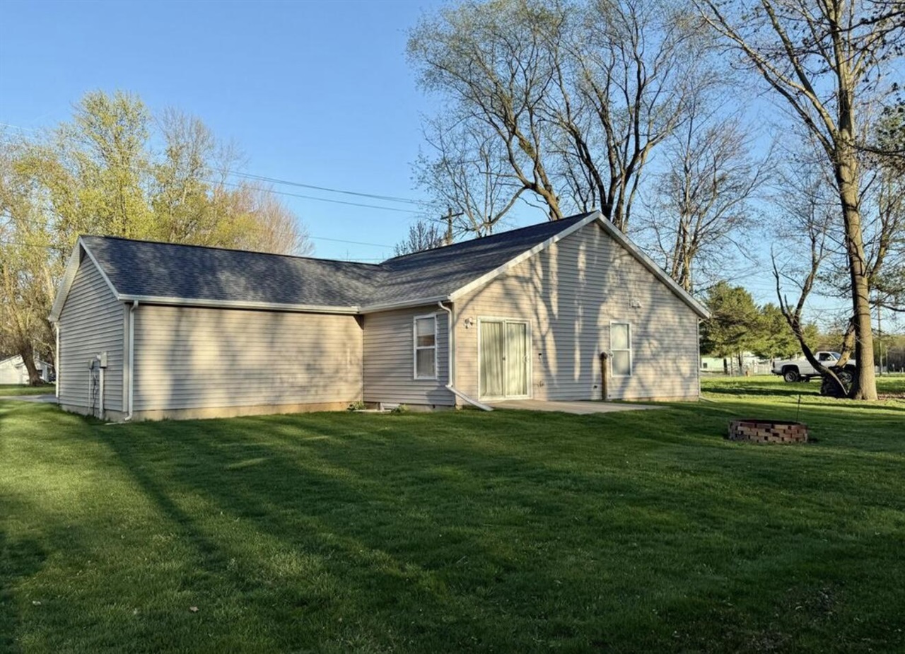 Homes for sale in Three Rivers, MI | 911 S Lincoln Ave, Three Rivers, MI 49093 | MLS# 70508709