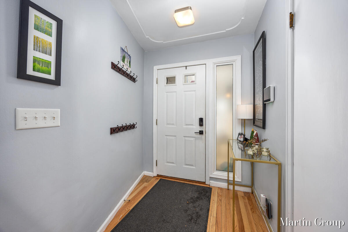 Homes for sale in East Grand Rapids, MI | 2937 Lake Dr, East Grand Rapids, MI 49506 | MLS# 70508753