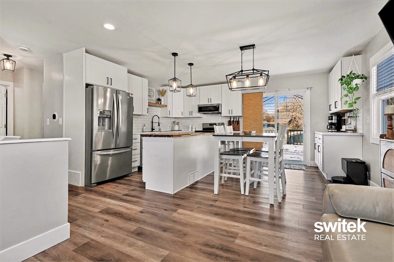 Homes for sale in Middleville, MI | 220 Stadium Dr, Middleville, MI 49333 | MLS# 70508856