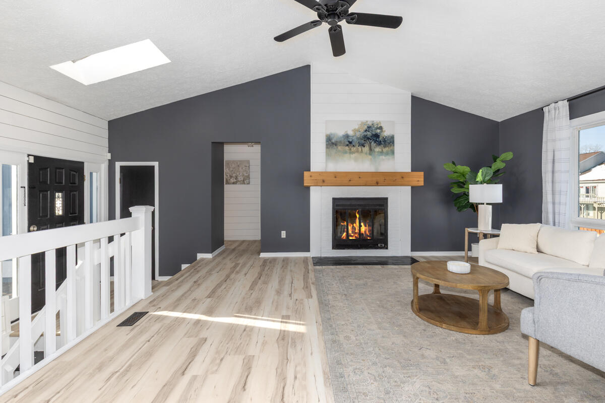 Homes for sale in Dimondale, MI | 10273 Burgundy Blvd, Dimondale, MI 48821 | MLS# 70508891