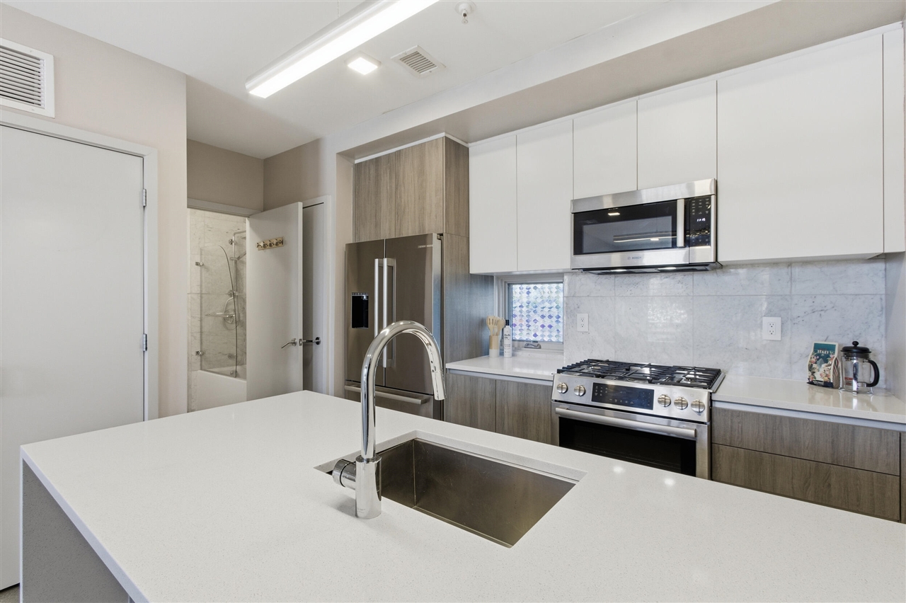 Homes for sale in Detroit, MI | 1450 Townsend St #7, Detroit, MI 48214 | MLS# 70508962