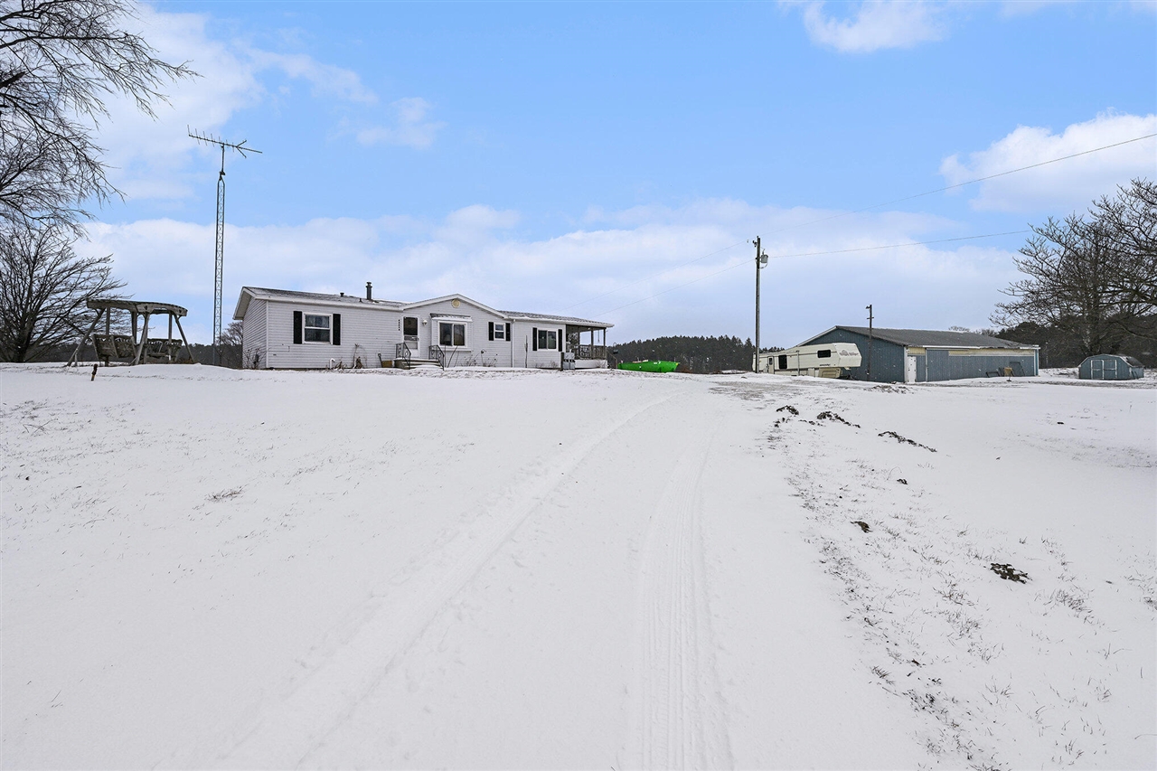 Homes for sale in Covert, MI | 68854 34Th Ave, Covert, MI 49043 | MLS# 70509675