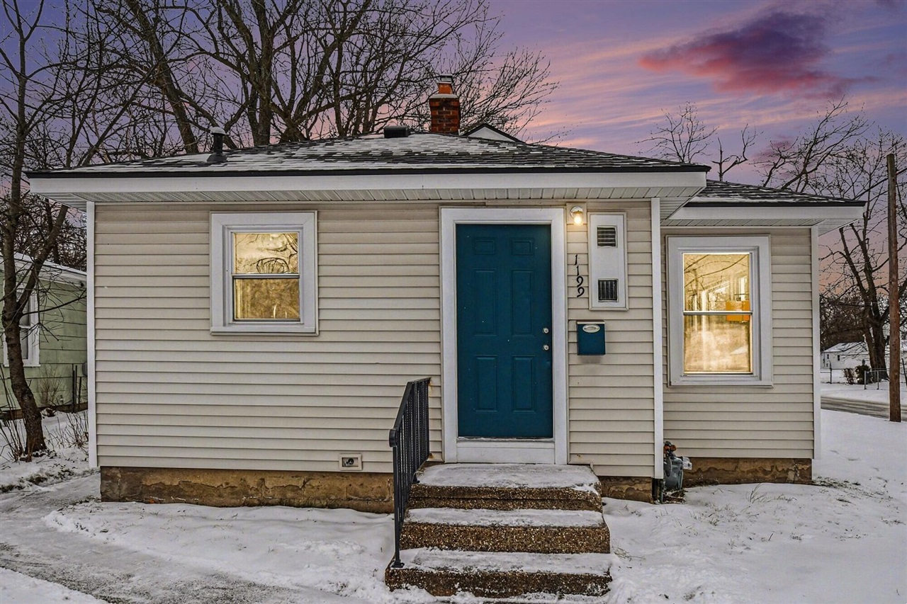 Homes for sale in Benton Harbor, MI | 1199 Monroe St, Benton Harbor, MI 49022 | MLS# 70510009