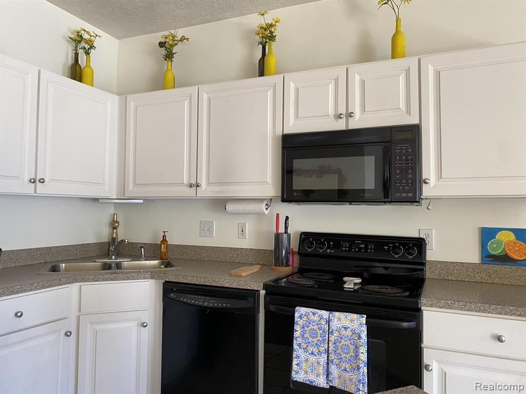 Homes for sale in East Lansing, MI | 278 W Saginaw St Apt 202, East Lansing, MI 48823 | MLS# 40164860