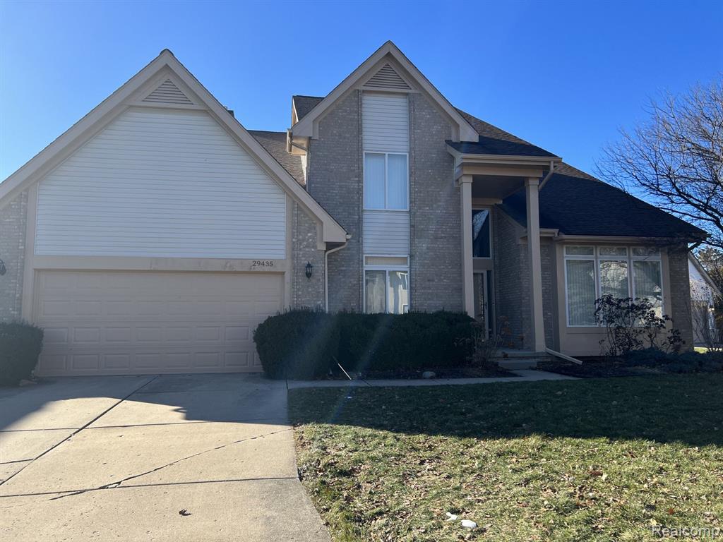 Homes for sale in Farmington Hills, MI | 29435 Chelsea Crossing, Farmington Hills, MI 48331 | MLS# 60191528