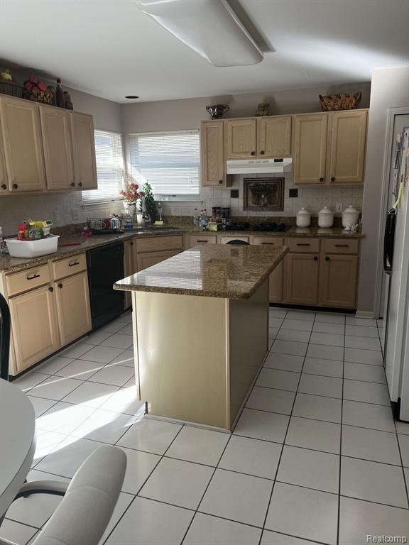 Homes for sale in Farmington Hills, MI | 29435 Chelsea Crossing, Farmington Hills, MI 48331 | MLS# 60191528