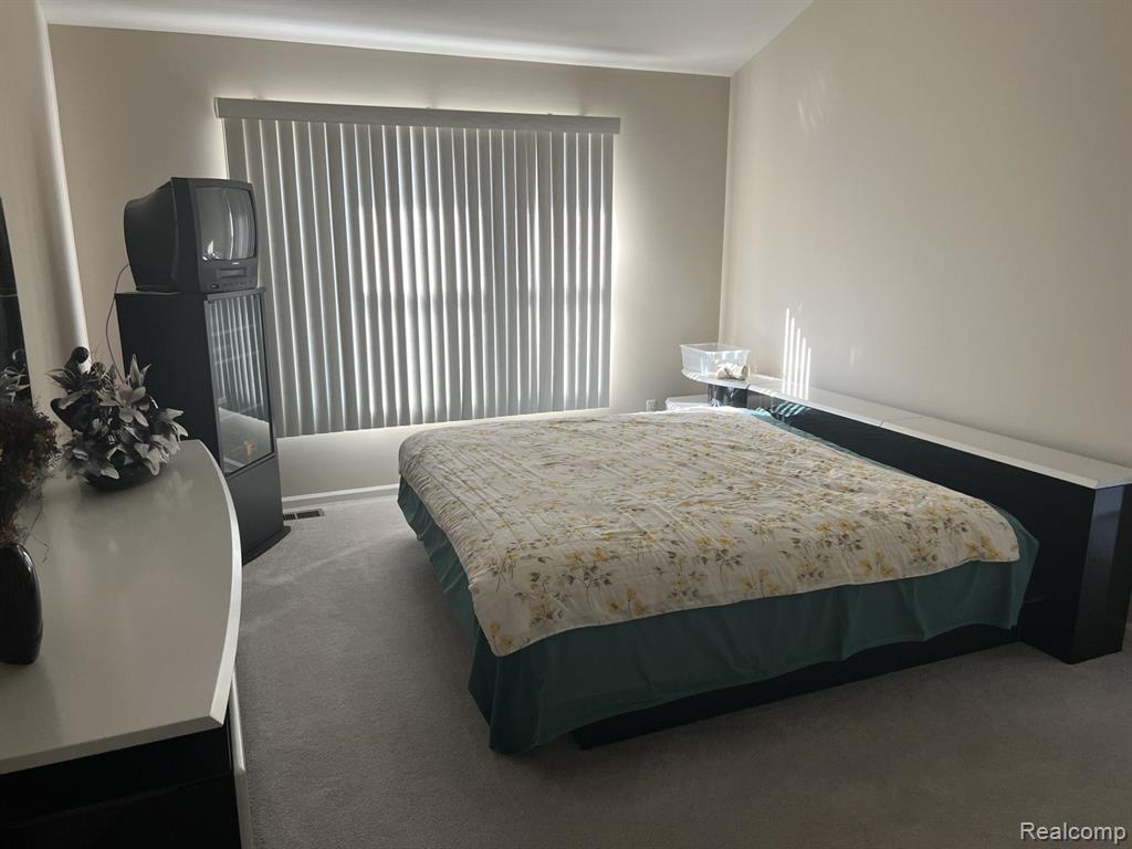 Homes for sale in Farmington Hills, MI | 29435 Chelsea Crossing, Farmington Hills, MI 48331 | MLS# 60191528