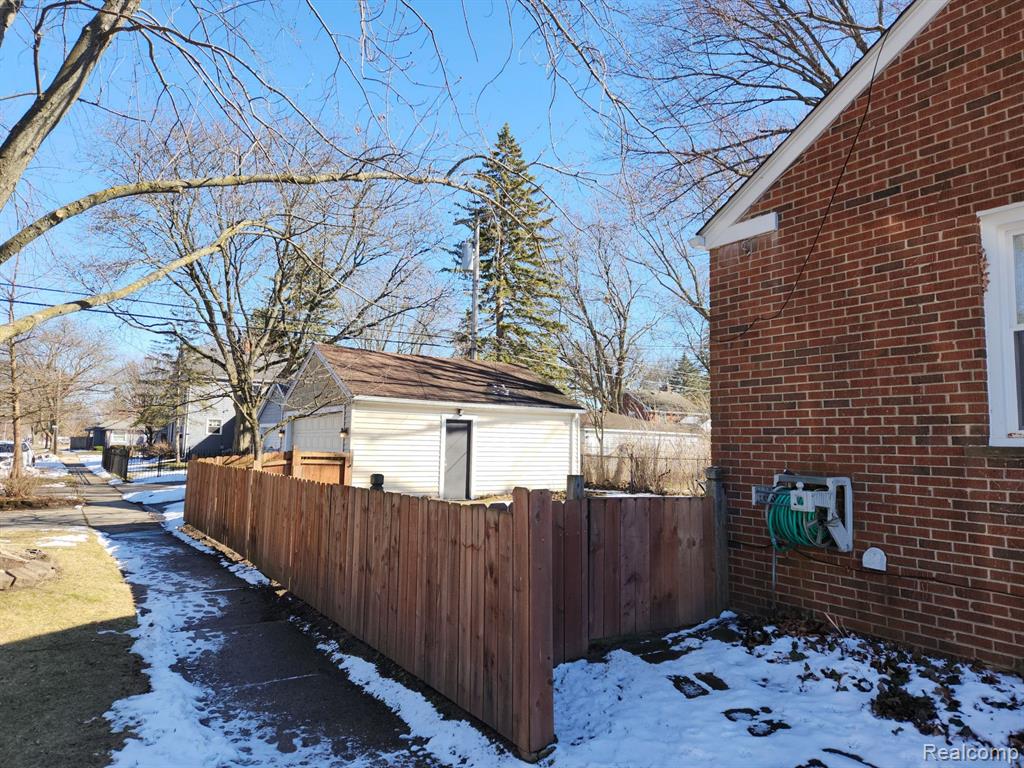 Homes for sale in Livonia, MI | 9840 Melrose, Livonia, MI 48150 | MLS# 60196212